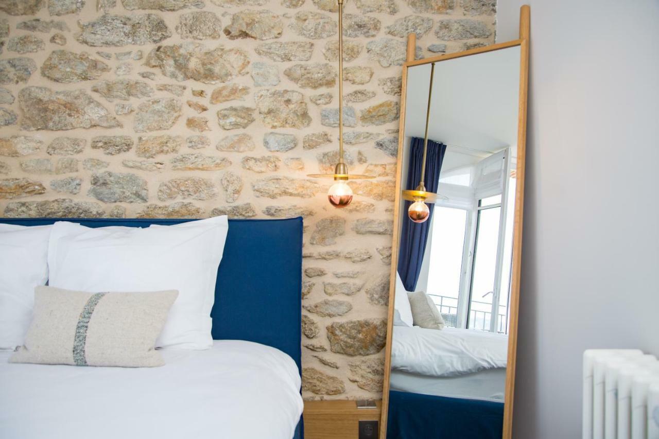 Restaurant Hotel Didier Meril ディナール エクステリア 写真