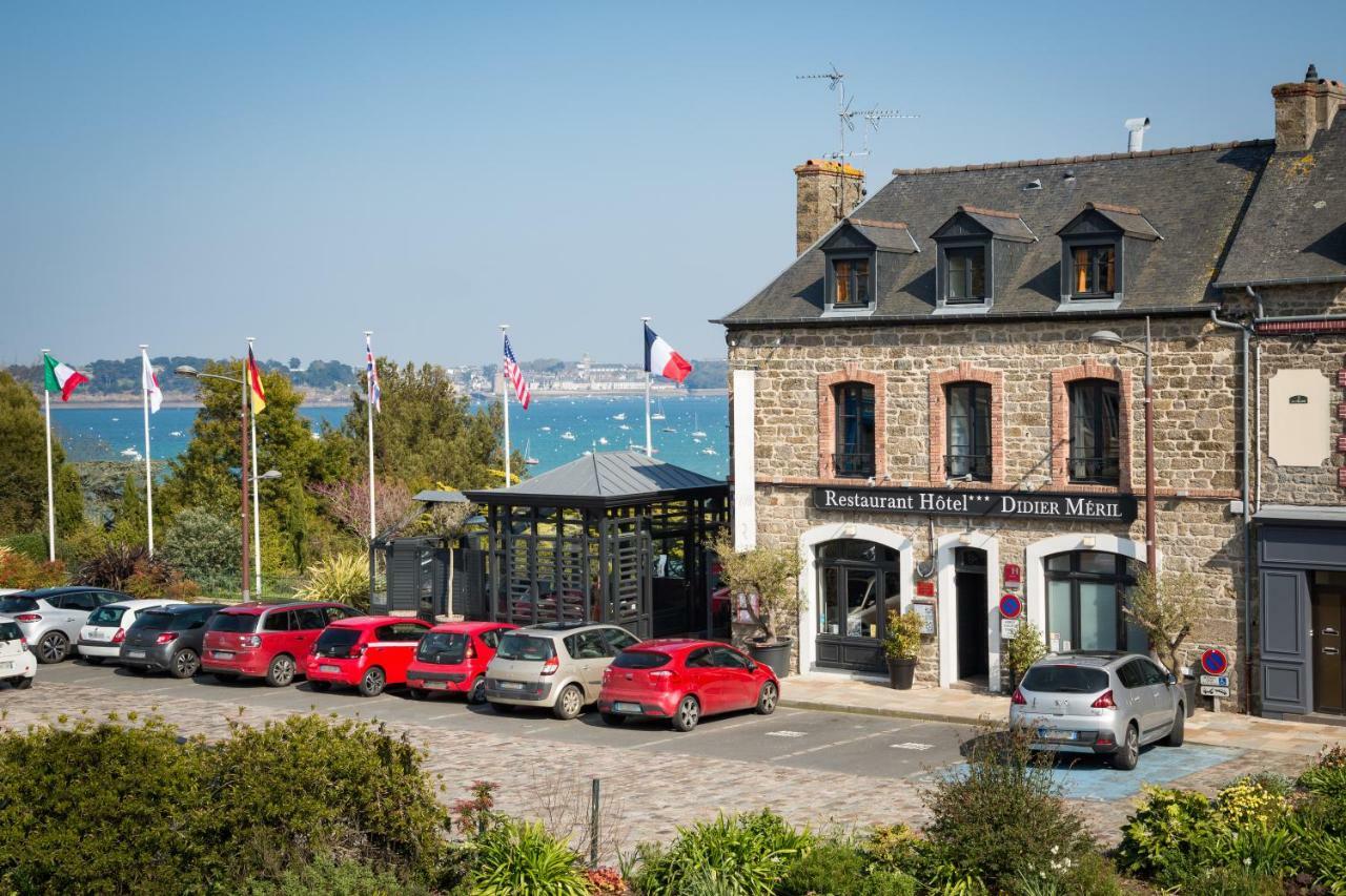 Restaurant Hotel Didier Meril ディナール エクステリア 写真
