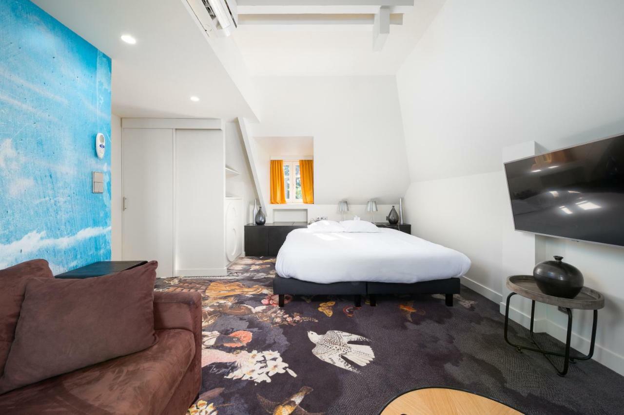 Restaurant Hotel Didier Meril ディナール エクステリア 写真